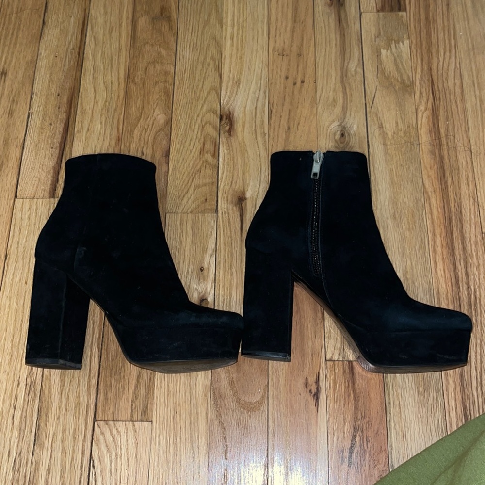 Steve Madden Platform Heeled Bootie